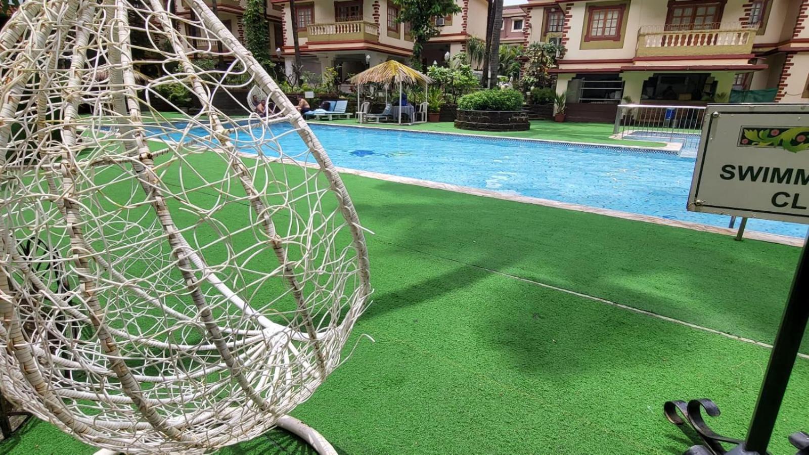 1bhk Pool View - Apartment Candolim